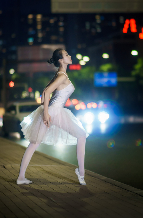 Leyu Sport下载-多特蒙德主打反击速度打乱对手部署，多特蒙德战术打法